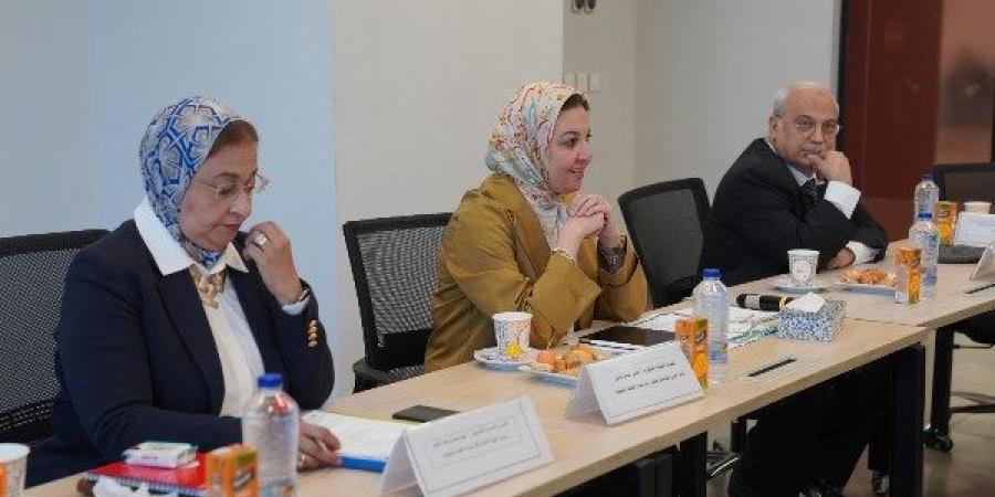 مجلس قطاع الدراسات العليا بجامعة عين شمس يناقش تعزيز البحث العلمي والبرامج الدولية ـ موقع الآن نيوز