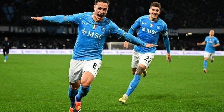 نابولي يفوز على كالياري ويتوج بطلا للدوري الإيطالي للمرة الرابعة ـ موقع الآن نيوز